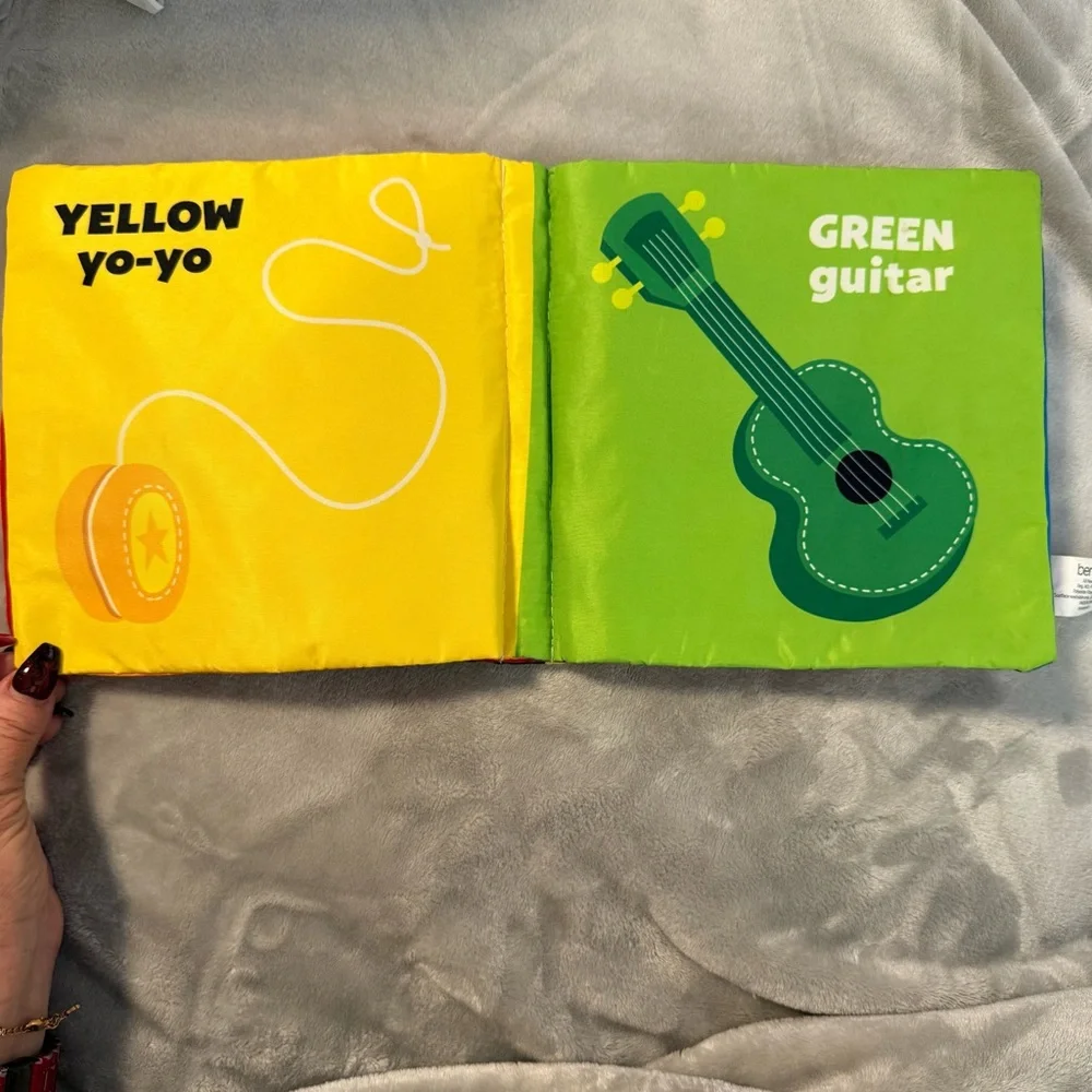 Giggle & Grow By Bendon Colors‎ Crinkle Book